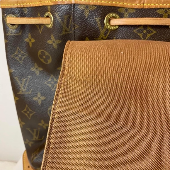 Authentic Louis Vuitton Montsouris MM main image 8